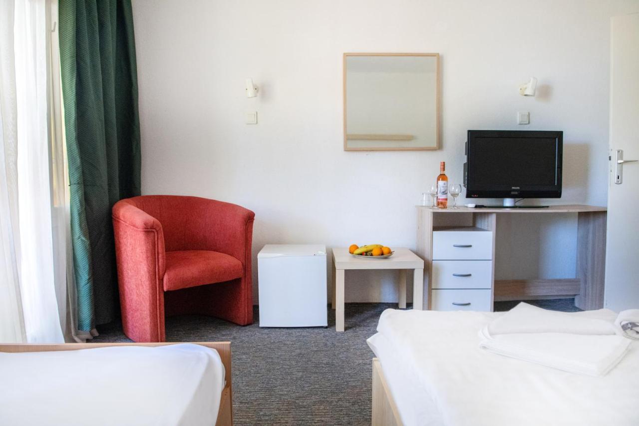 Ce Napfeny Hotel Σίοφοκ Εξωτερικό φωτογραφία