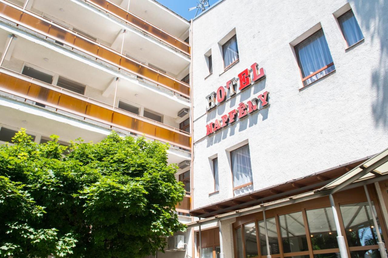 Ce Napfeny Hotel Σίοφοκ Εξωτερικό φωτογραφία