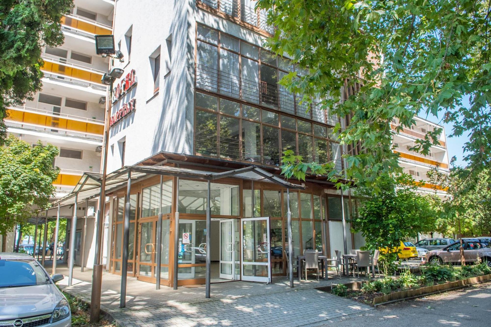 Ce Napfeny Hotel Σίοφοκ Εξωτερικό φωτογραφία